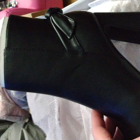 Bandolino women's black booties Sz 5 New - Picture 6 of 17